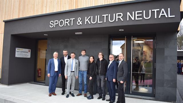 Foto für Großartige Eröffnung der Sport- & Kulturhalle Neutal!